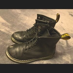 Dr Martens Doc Marten 1460 Junior Youth Leather Boots🥾